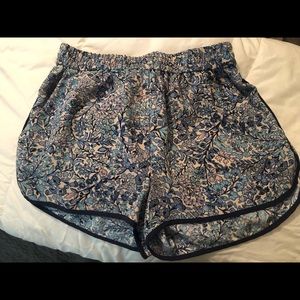 BCBG blue pattern silky shorts with pockets
